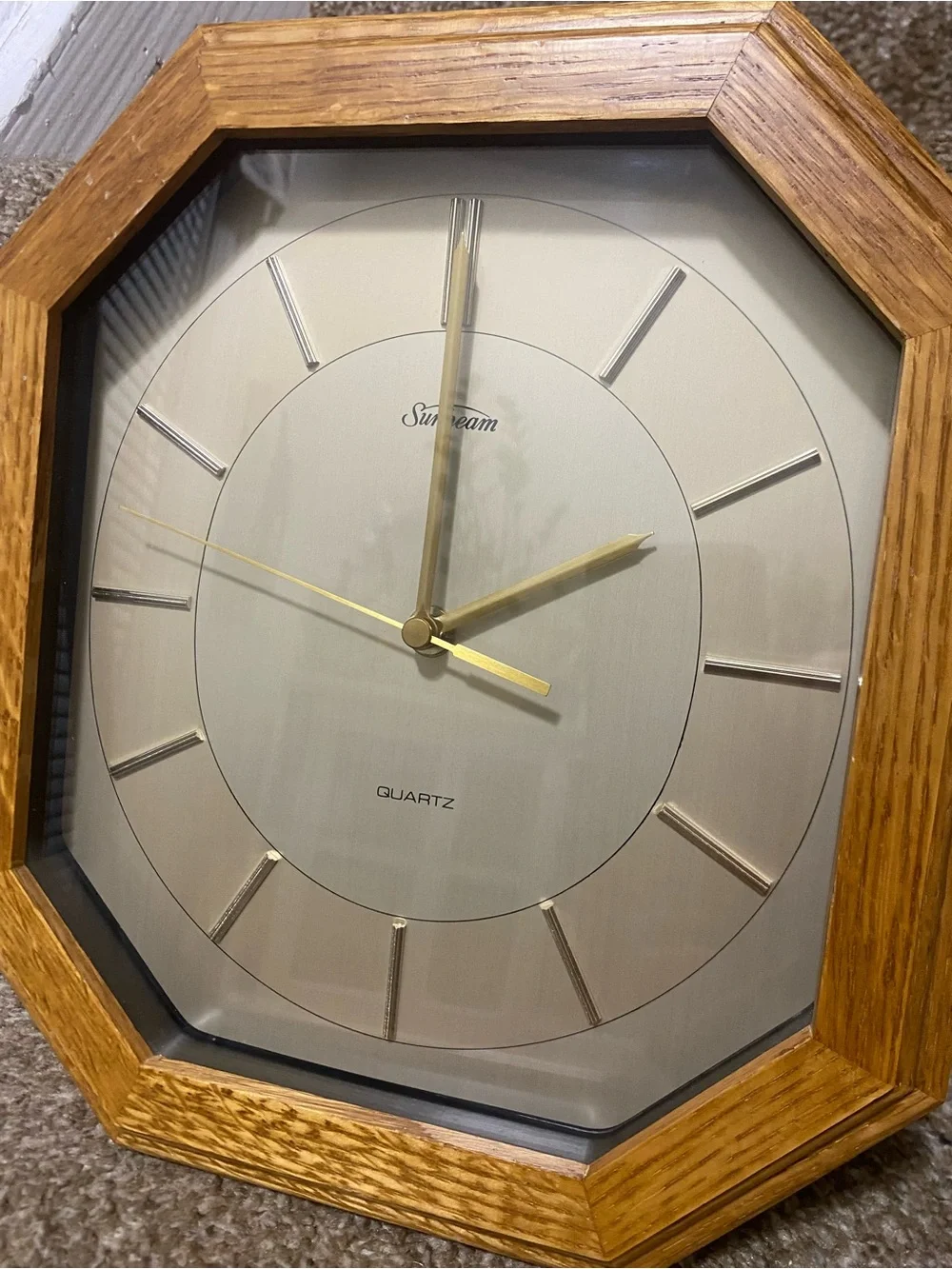 Vintage Sunbeam Quartz Wall Clock - Octagon Wood Frame Model 882-627 MCM Retro
